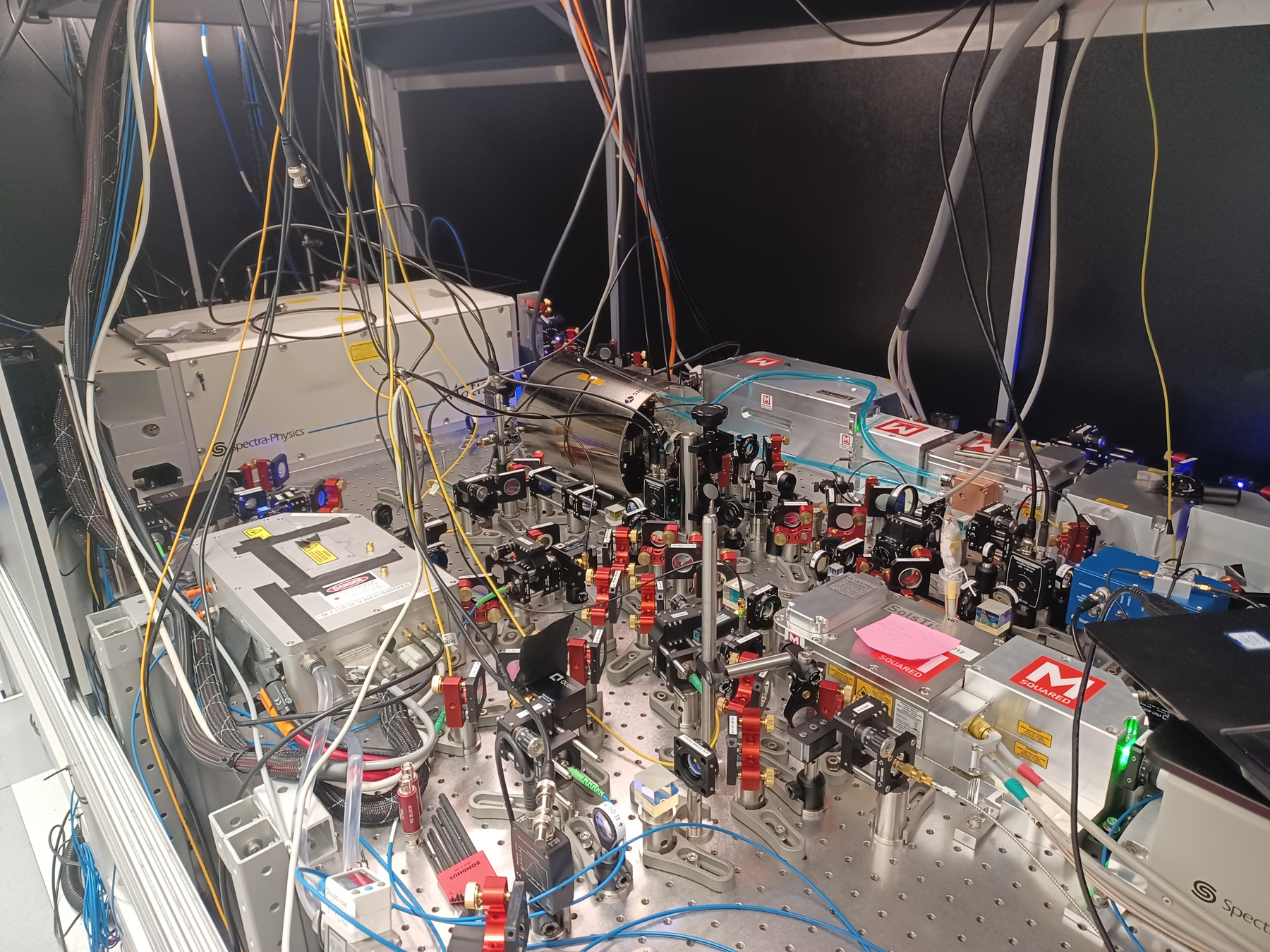 Laser Computer Science White Paper: Turning Atoms and Lasers into a Quantum Computer | PolyScience